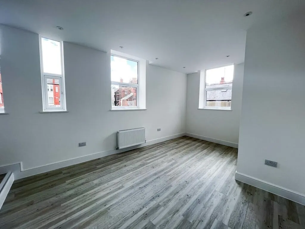 Lowgate, Hull, HU1, photo 19