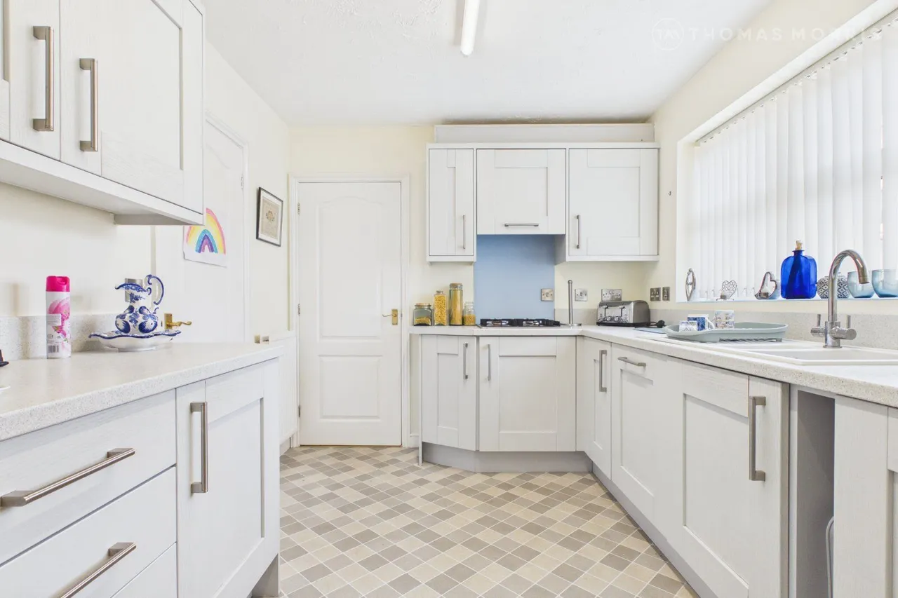 Orchard Close, Eaton Ford, PE19, photo 3