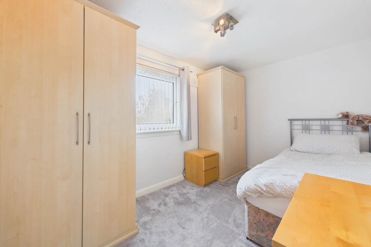 Corsock Avenue, Hamilton, photo 14