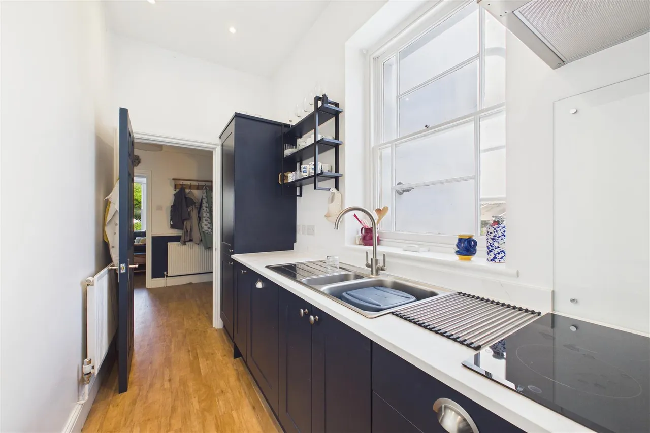 Wellington Park, Clifton, BS8, photo 12