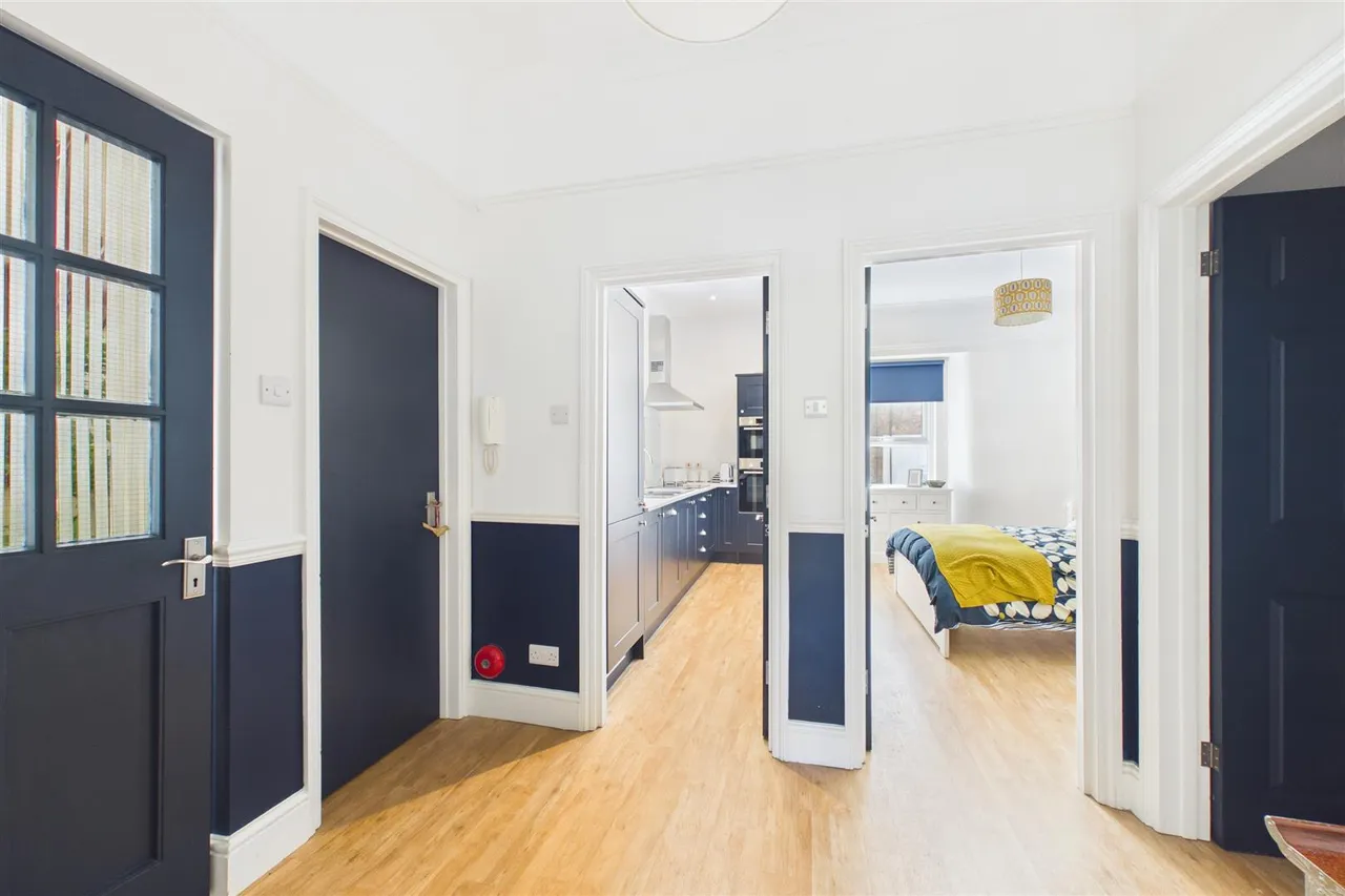 Wellington Park, Clifton, BS8, photo 6