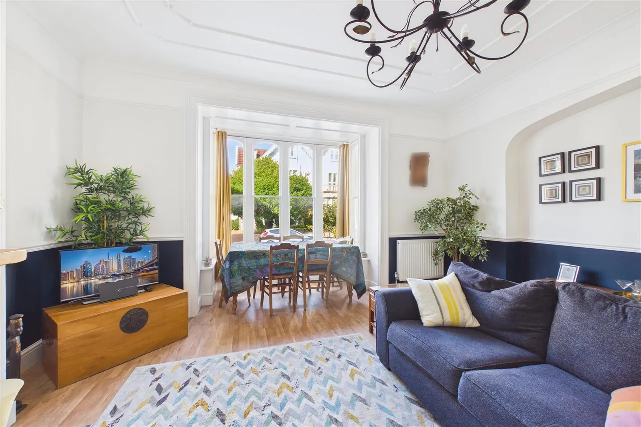Wellington Park, Clifton, BS8, photo 4