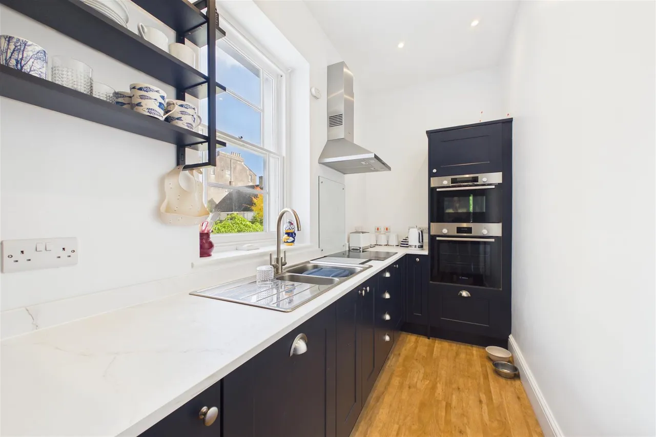 Wellington Park, Clifton, BS8, photo 10