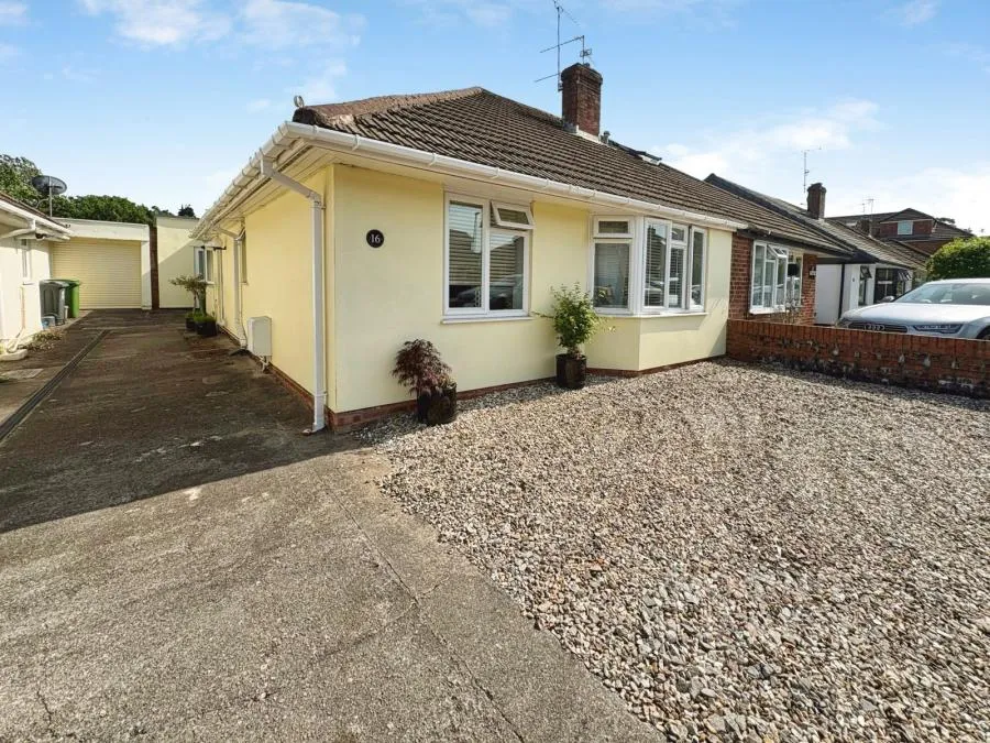 2 bed house for sale, The Fairway, Cardiff, CF23