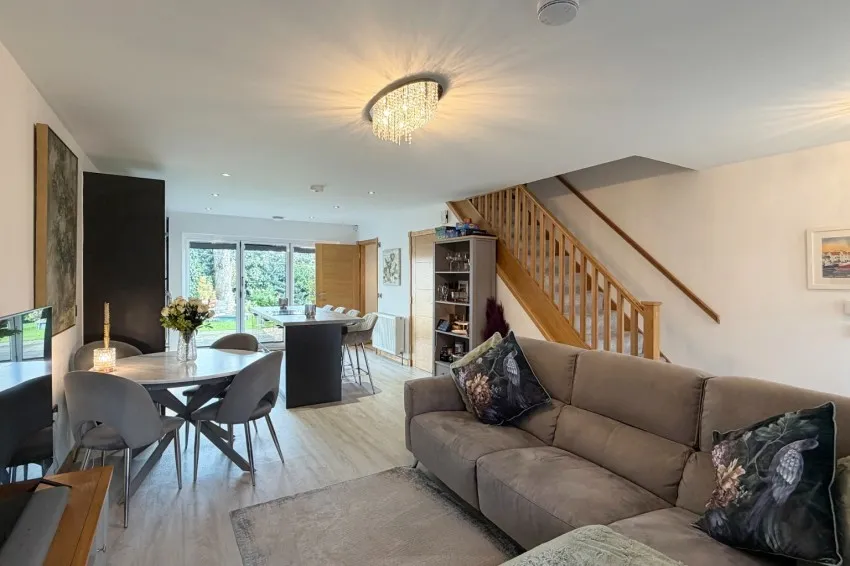 Forth Park Crescent, Kirkcaldy, KY2 5AB, photo 6
