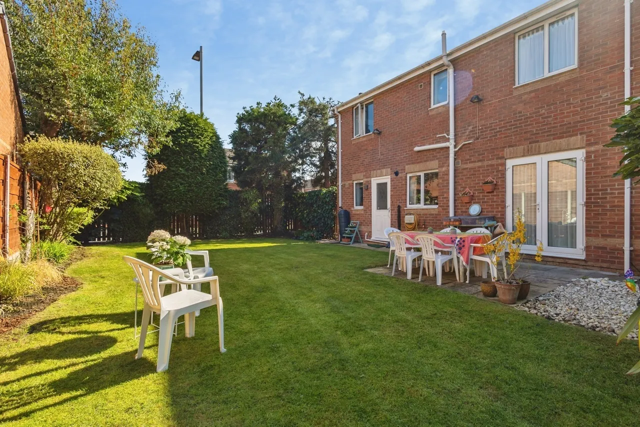 Redvale Drive, Salford, Greater Manchester, M7, photo 16