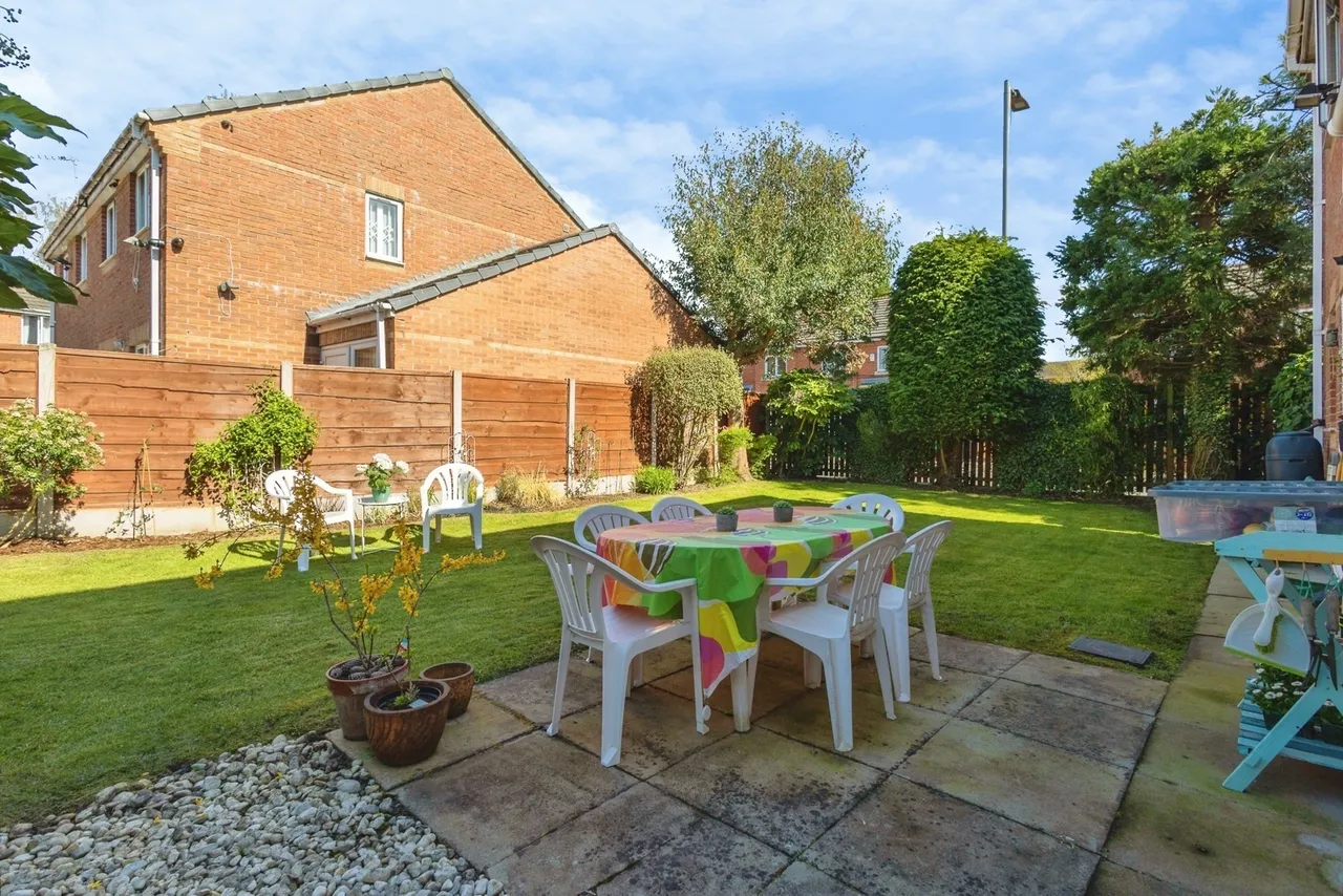 Redvale Drive, Salford, Greater Manchester, M7, photo 17