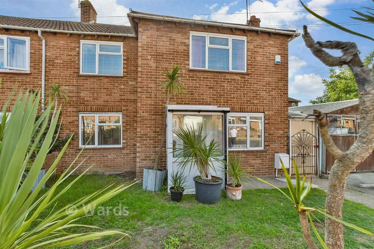 4 bed house for sale, Fostall Road, Faversham, ME13
