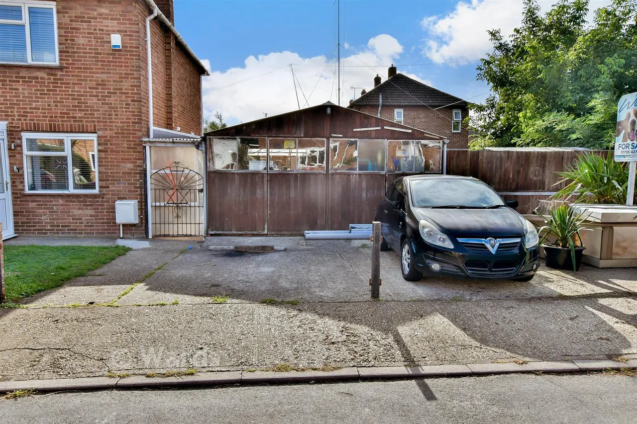 Fostall Road, Faversham, ME13, photo 9