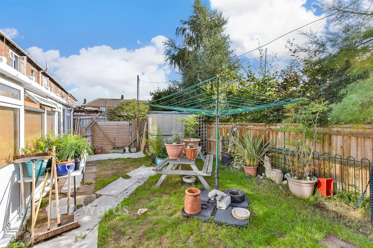 Fostall Road, Faversham, ME13, photo 10