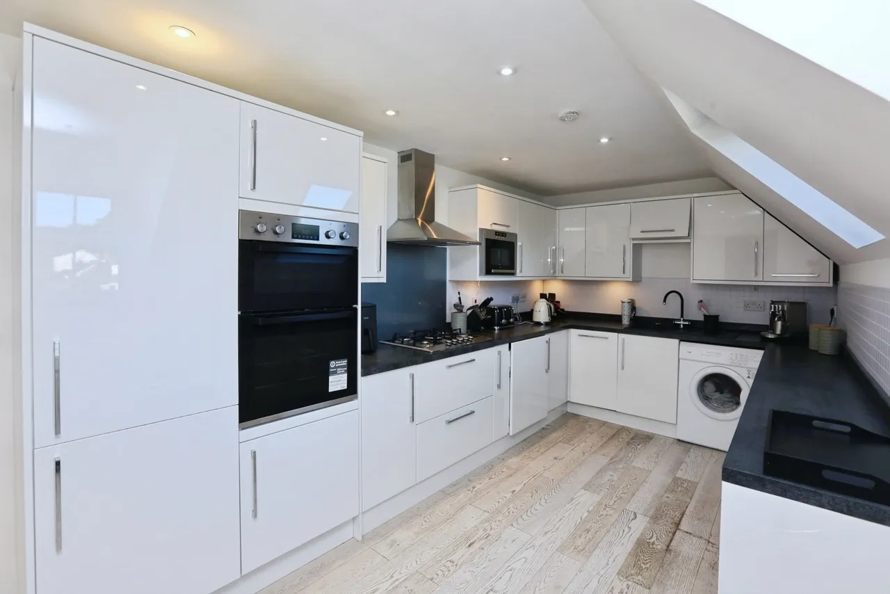 Hursley Road, Chandler's Ford, SO53, photo 3