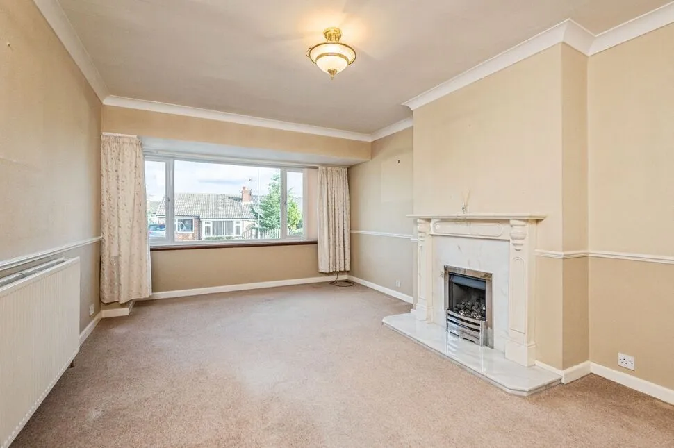 Blacker Crescent, Netherton, WF4, photo 3