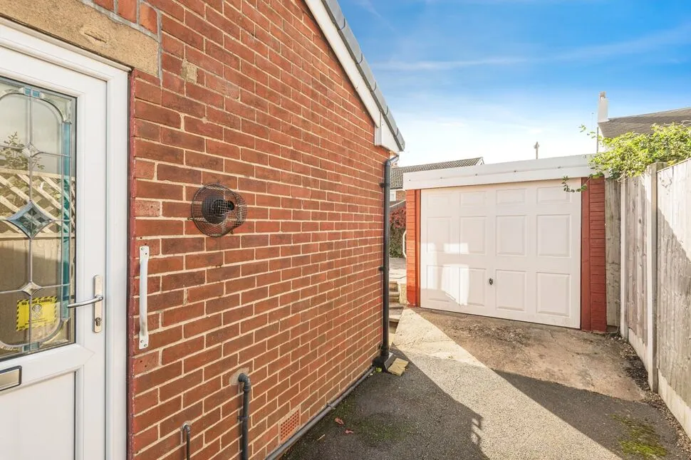 Blacker Crescent, Netherton, WF4, photo 8