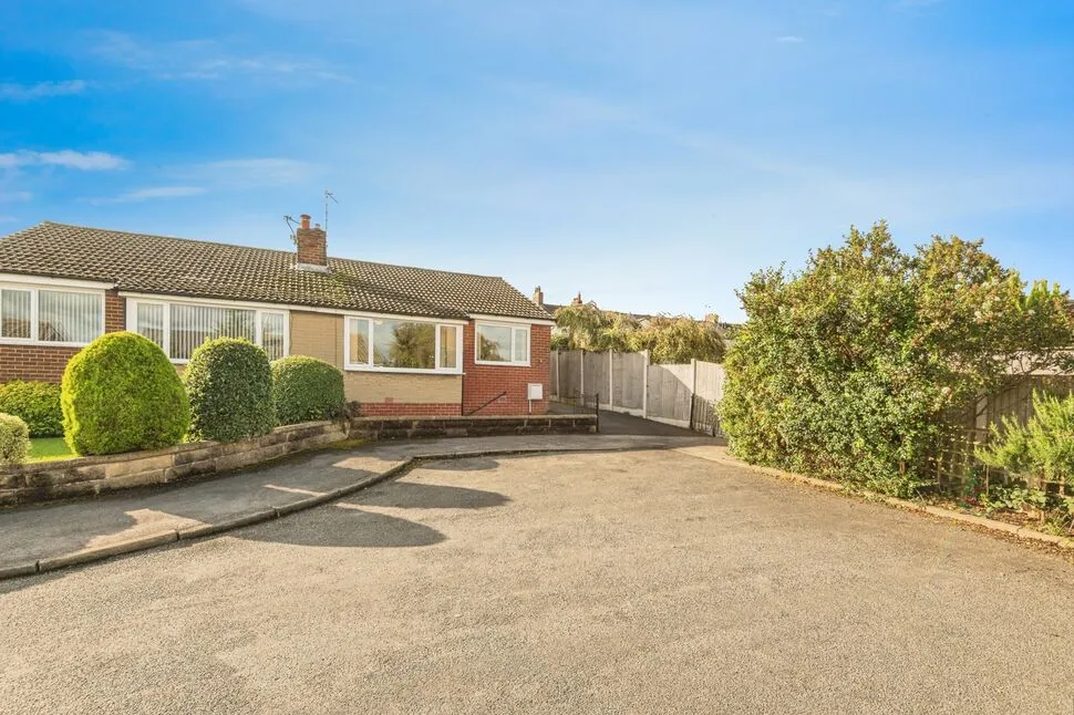 Blacker Crescent, Netherton, WF4, photo 12