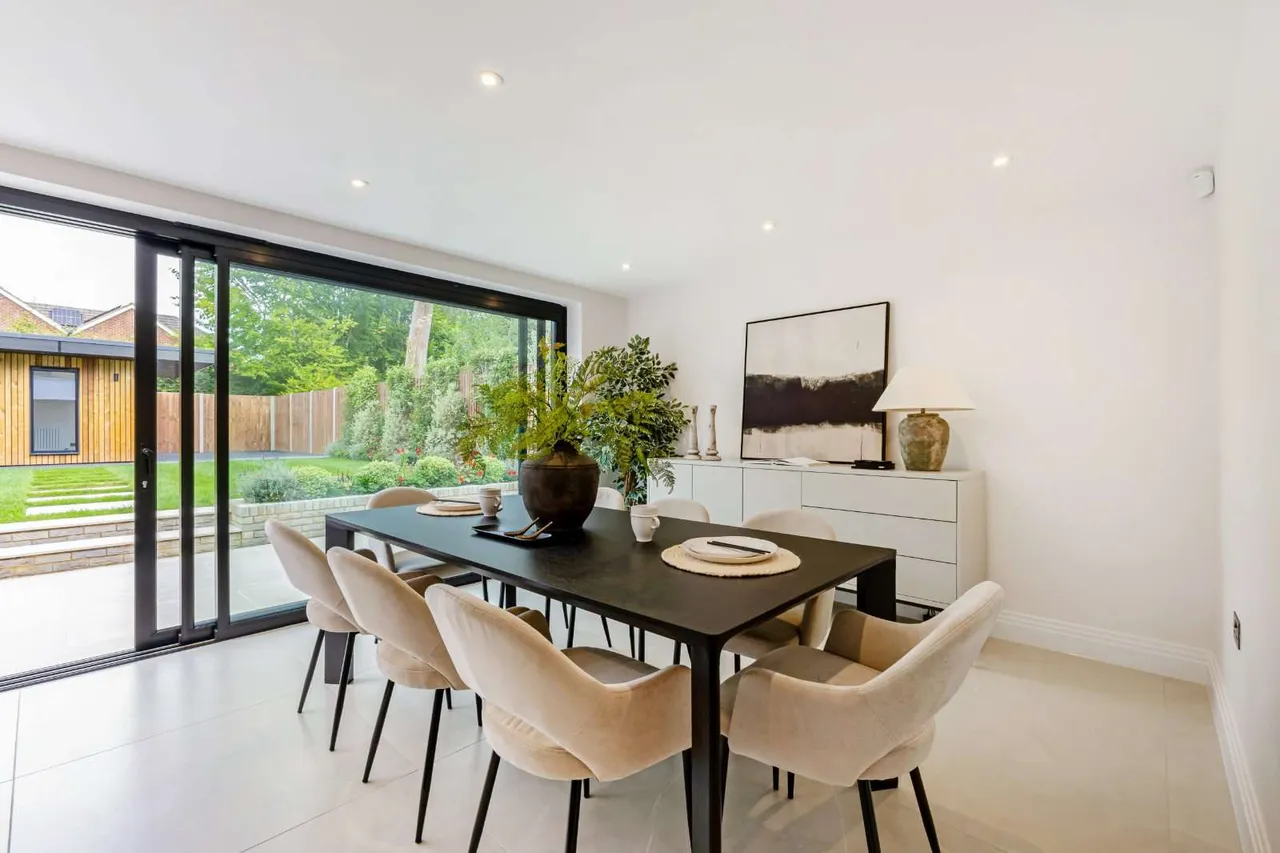 Crabtree Lane, Harpenden, Hertfordshire, AL5 5PX, photo 11