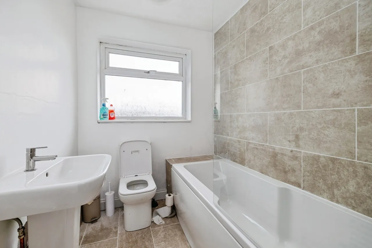 Langer Close, Lincoln, Lincolnshire, LN6, photo 10