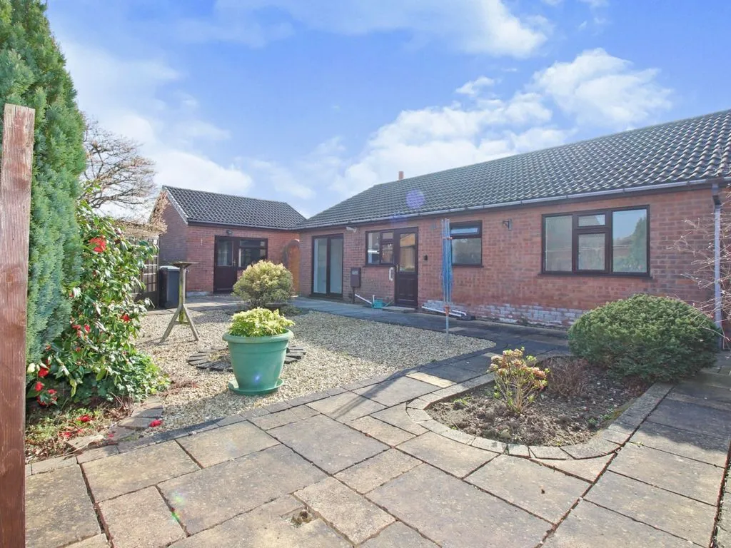 Lady Meers Road, Cherry Willingham, LINCOLN, photo 2