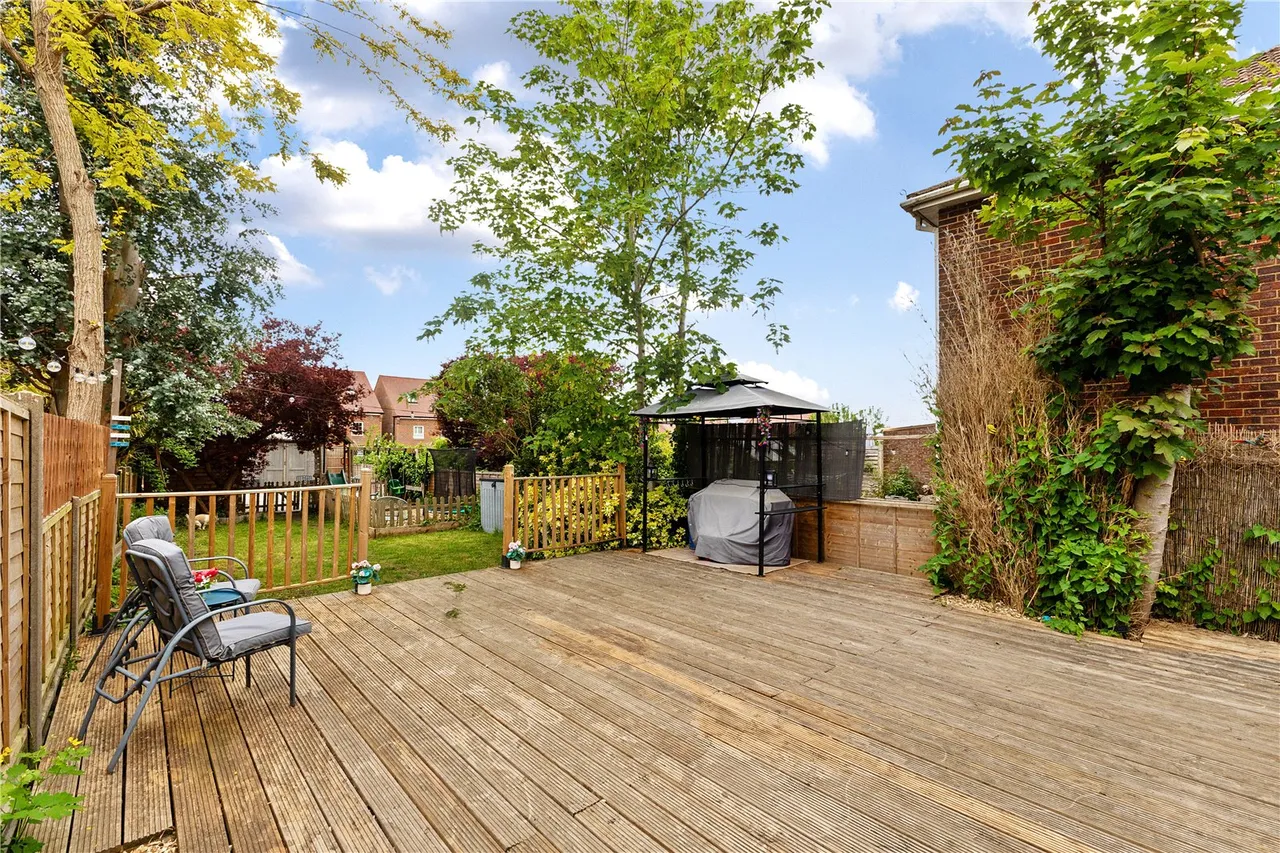 The Street, Tongham, Surrey, GU10 1DH, photo 31
