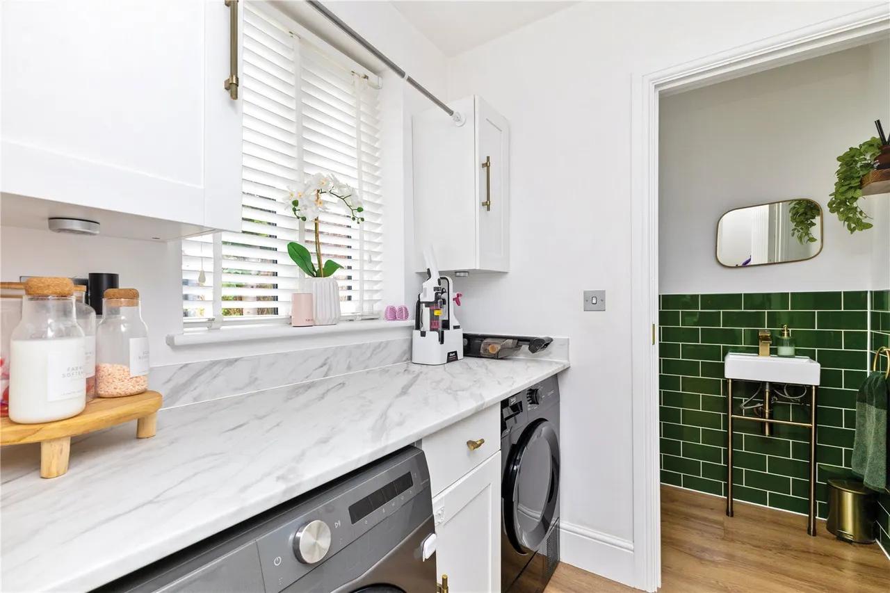 The Street, Tongham, Surrey, GU10 1DH, photo 14