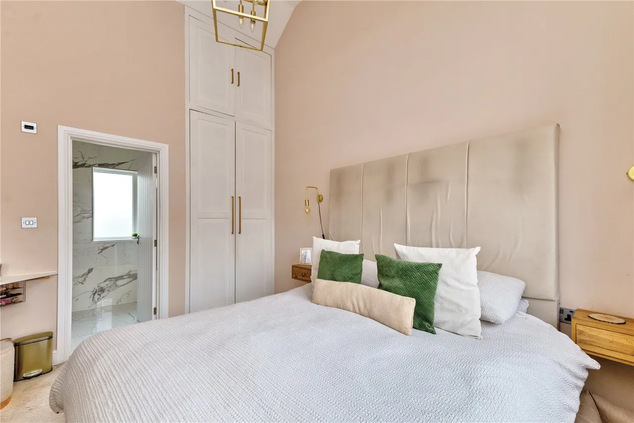 The Street, Tongham, Surrey, GU10 1DH, photo 34