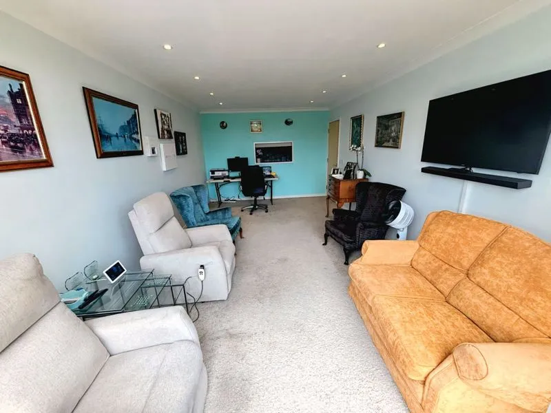 Lady Aylesford Avenue, Stanmore HA7 4FQ, photo 4