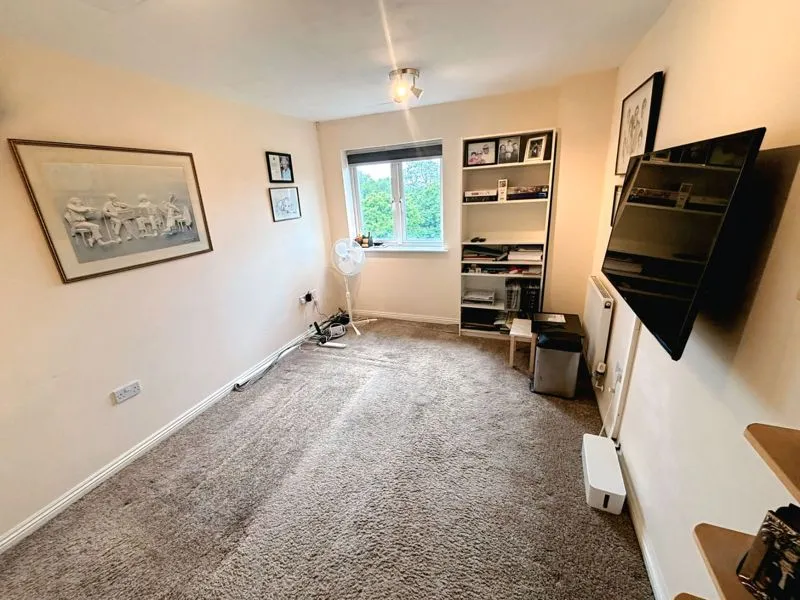 Lady Aylesford Avenue, Stanmore HA7 4FQ, photo 8