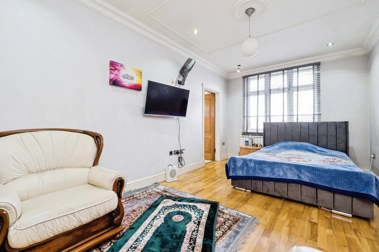 Stratton Drive, Barking, IG11, photo 14