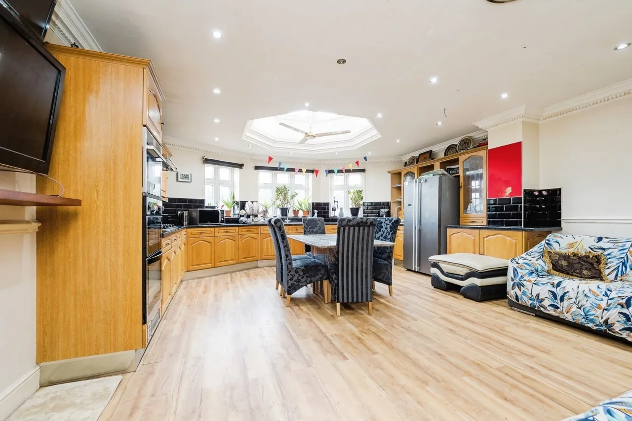 Stratton Drive, Barking, IG11, photo 10