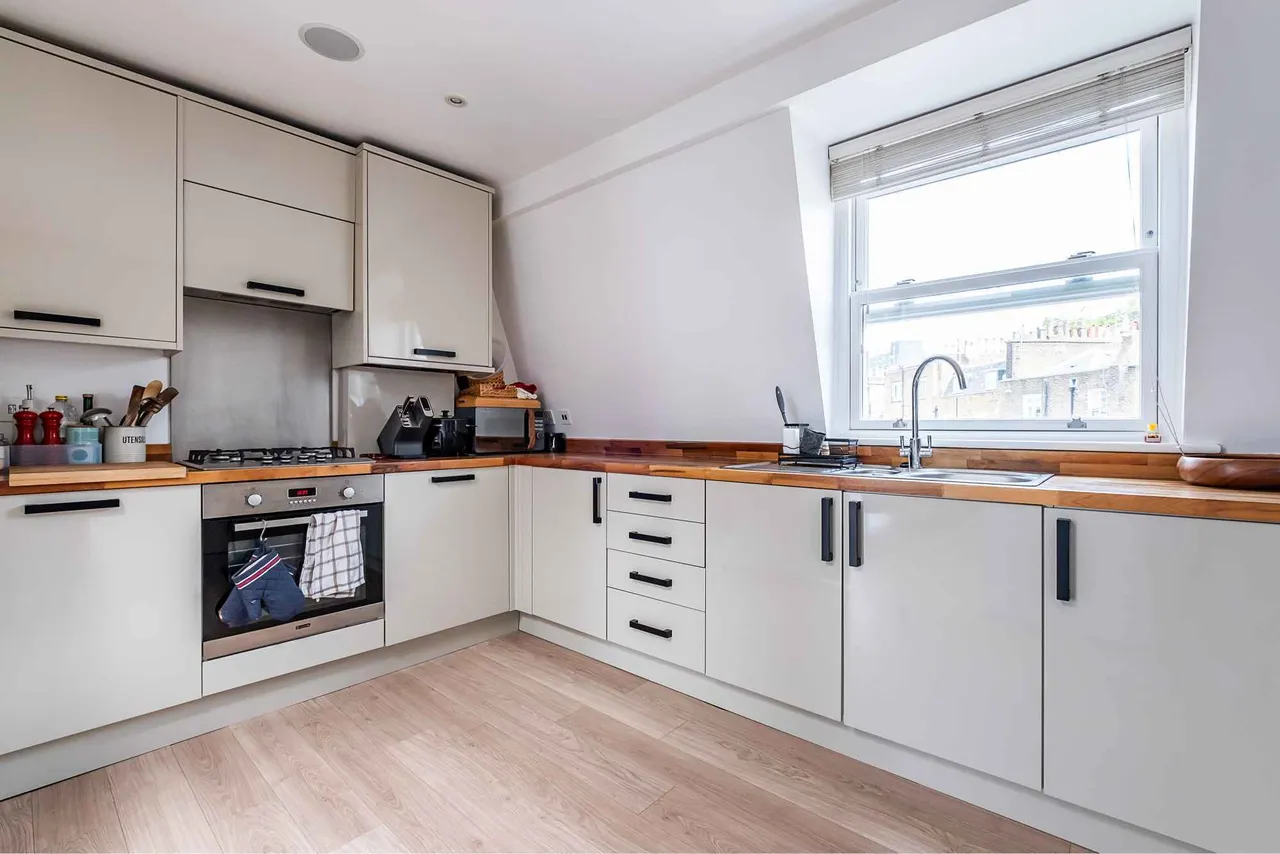 Westbourne Crescent, London, W2, photo 4