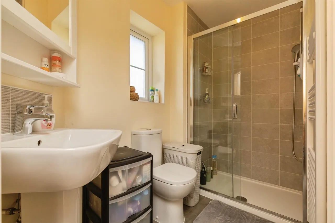 Signal Way, Chippenham, SN14, photo 10
