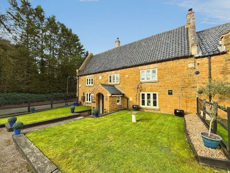 4 bed house for sale — Church Corner, Redmile