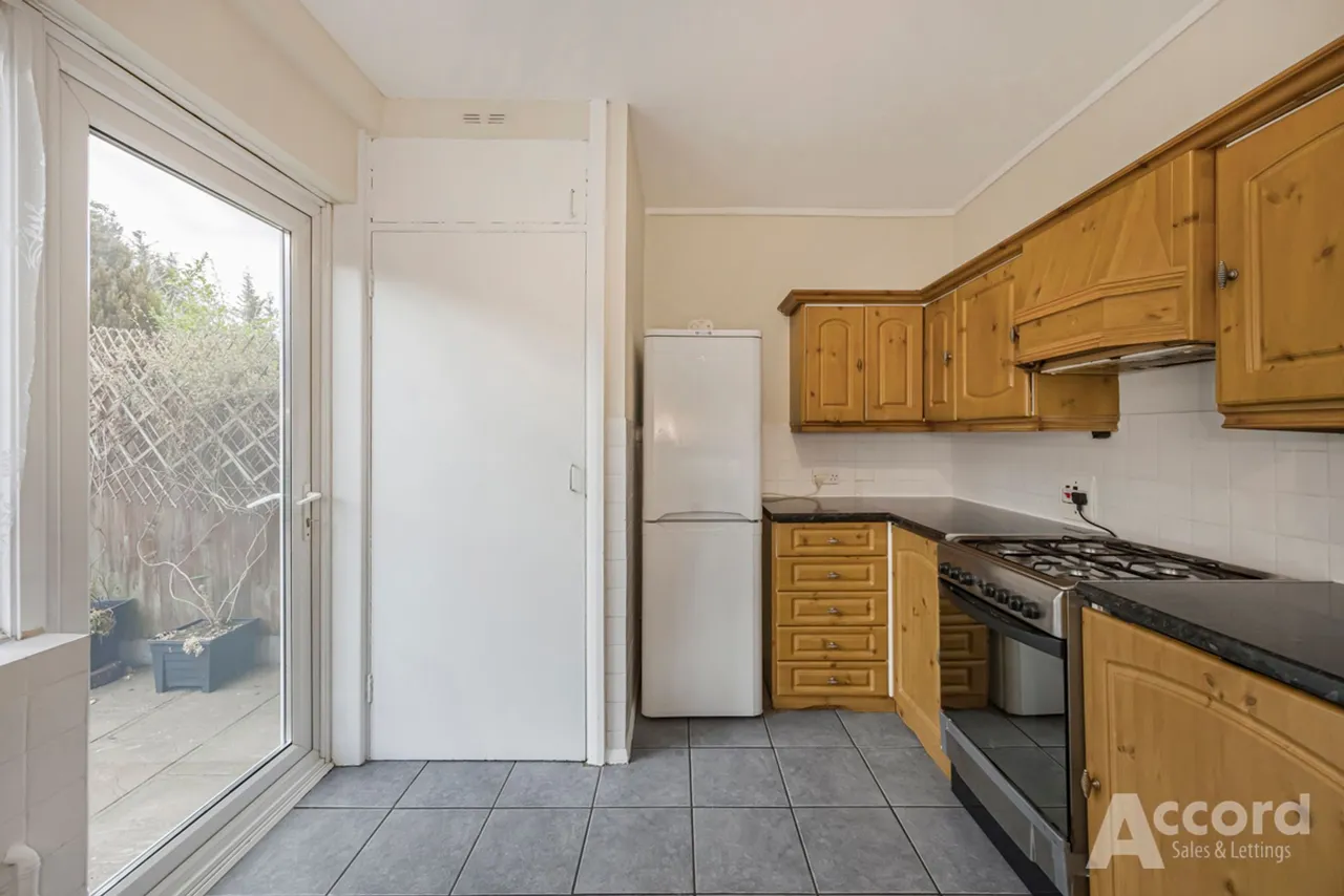 Galleywood Crescent, Romford, RM5, photo 6