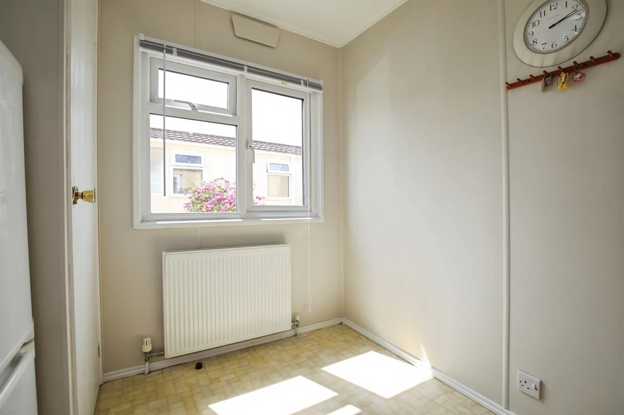 Holders Road, Amesbury, SP4, photo 4