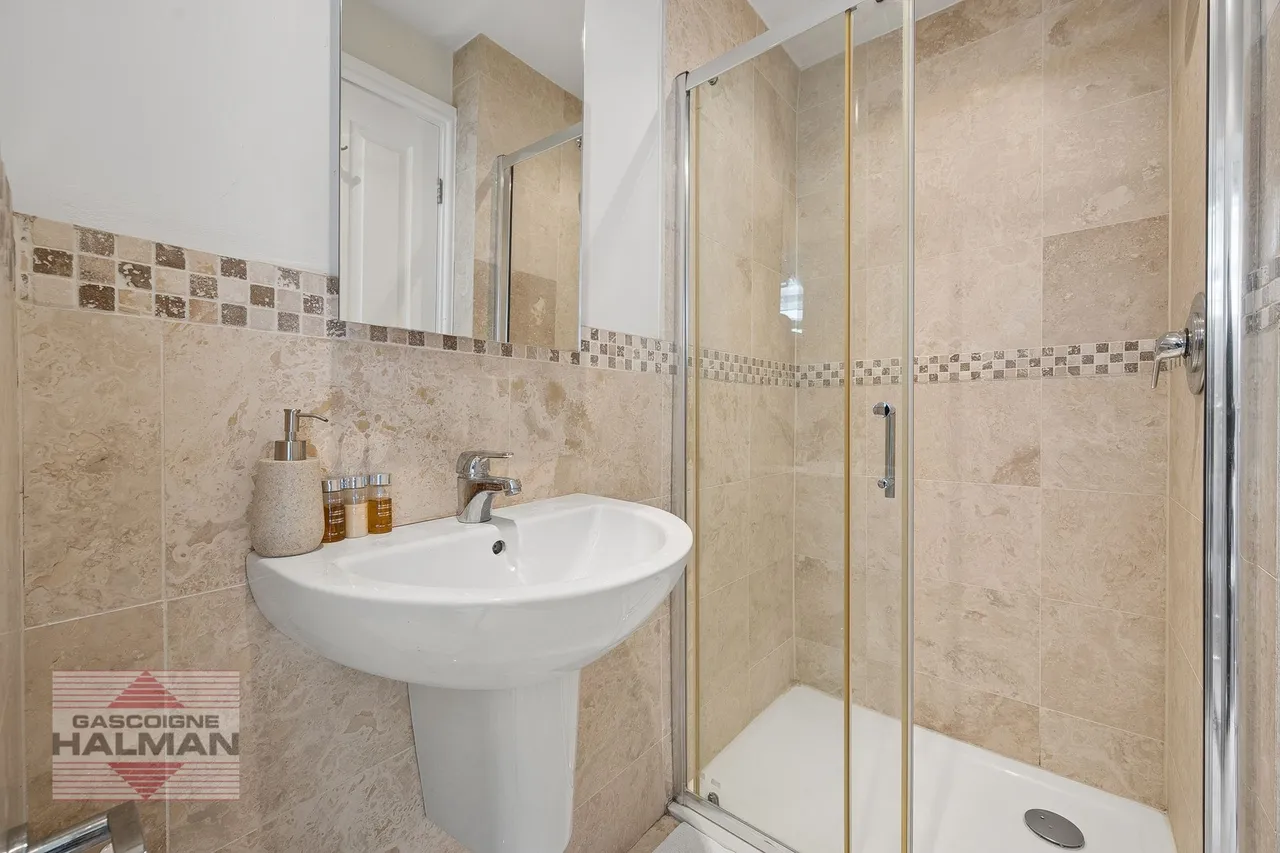 Ladyfield Terrace, Wilmslow, photo 19