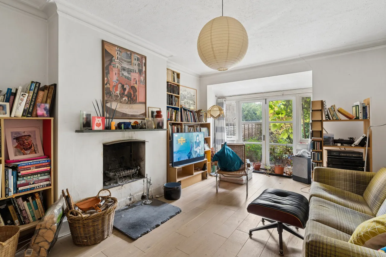 4 bed house for sale, Vernon Road, Bushey, WD23