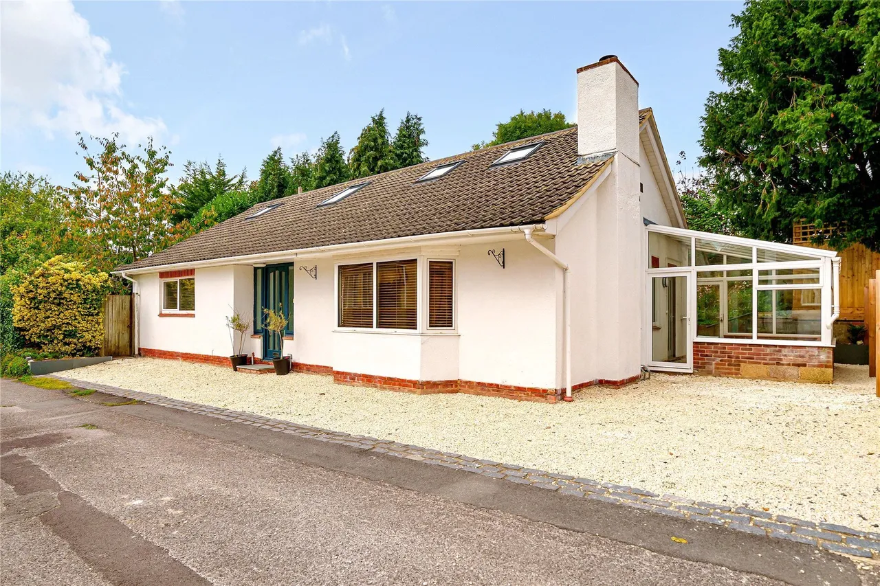 5 bed house to rent — Olivers Battery Gardens, Winchester, SO22