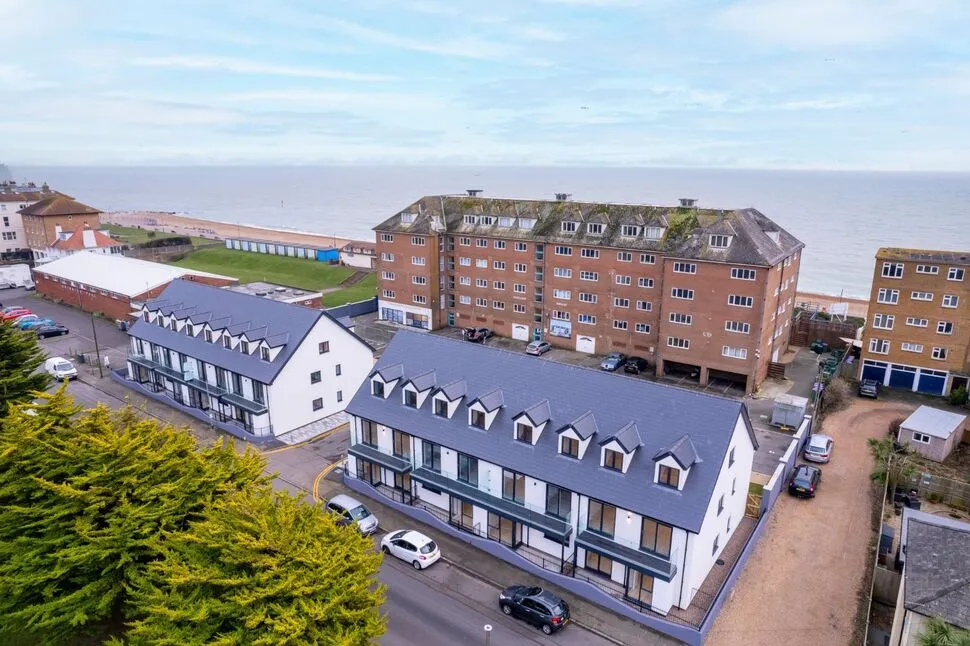 South Road, Hythe, Kent, CT21, photo 2