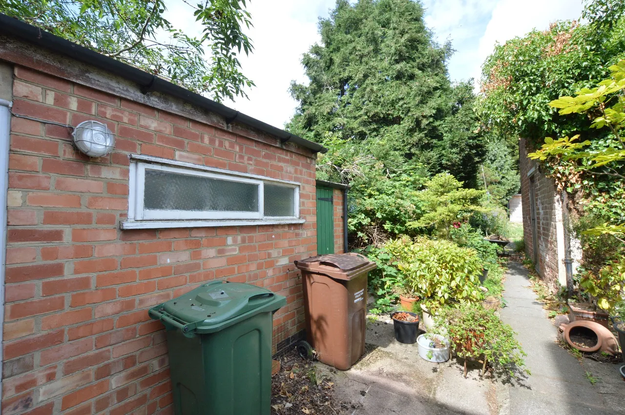 Charnwood Road, Shepshed, LE12, photo 14