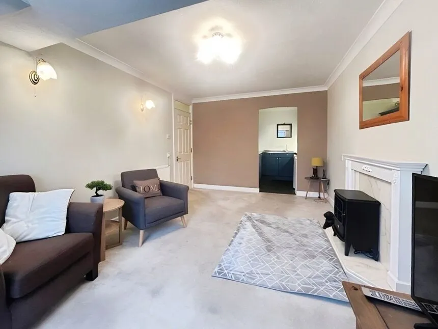Victoria Road, Wilmslow, Cheshire, SK9, photo 5