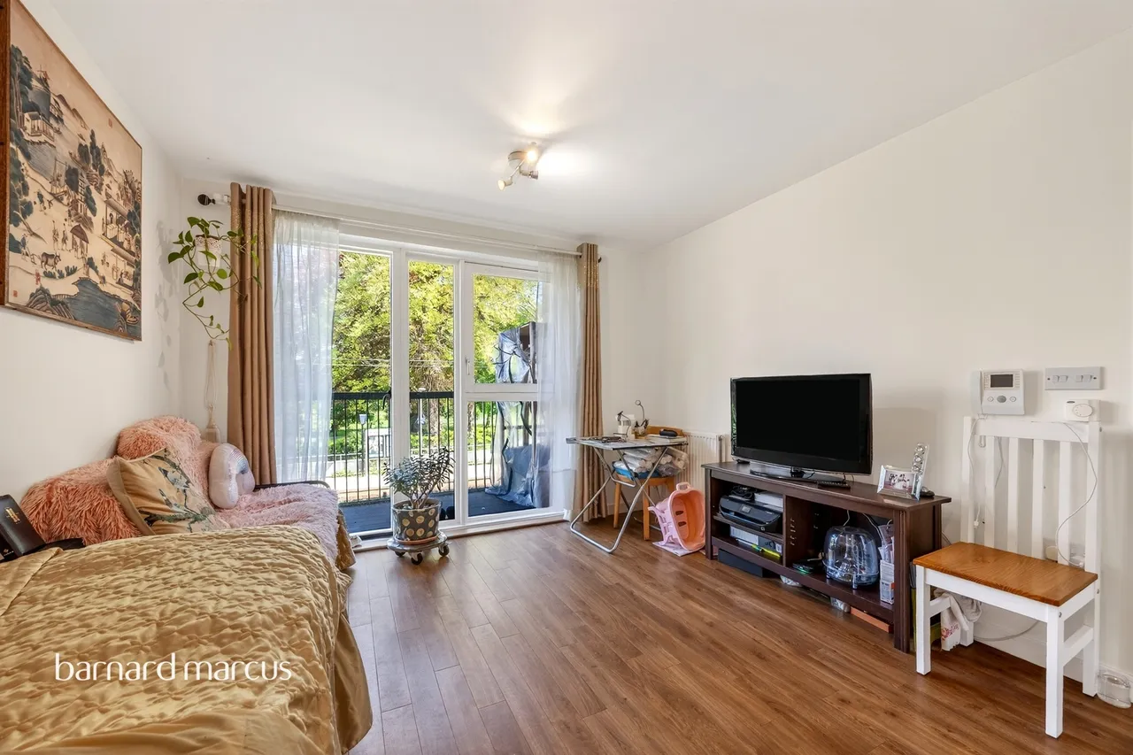 1 bed flat for sale — Connersville Way, Croydon