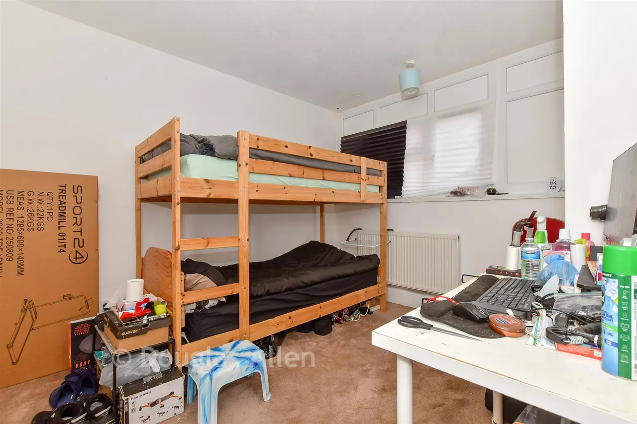 Capworth Street, Leyton, E10, photo 8