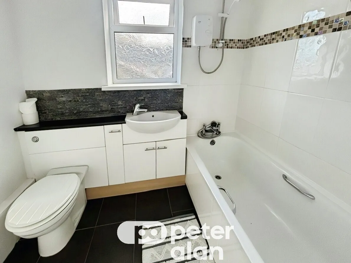 Porthcawl, CF36, photo 9