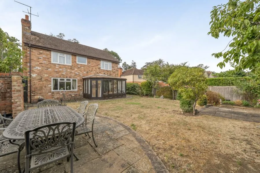 Barber Close, Hurst, RG10, photo 4