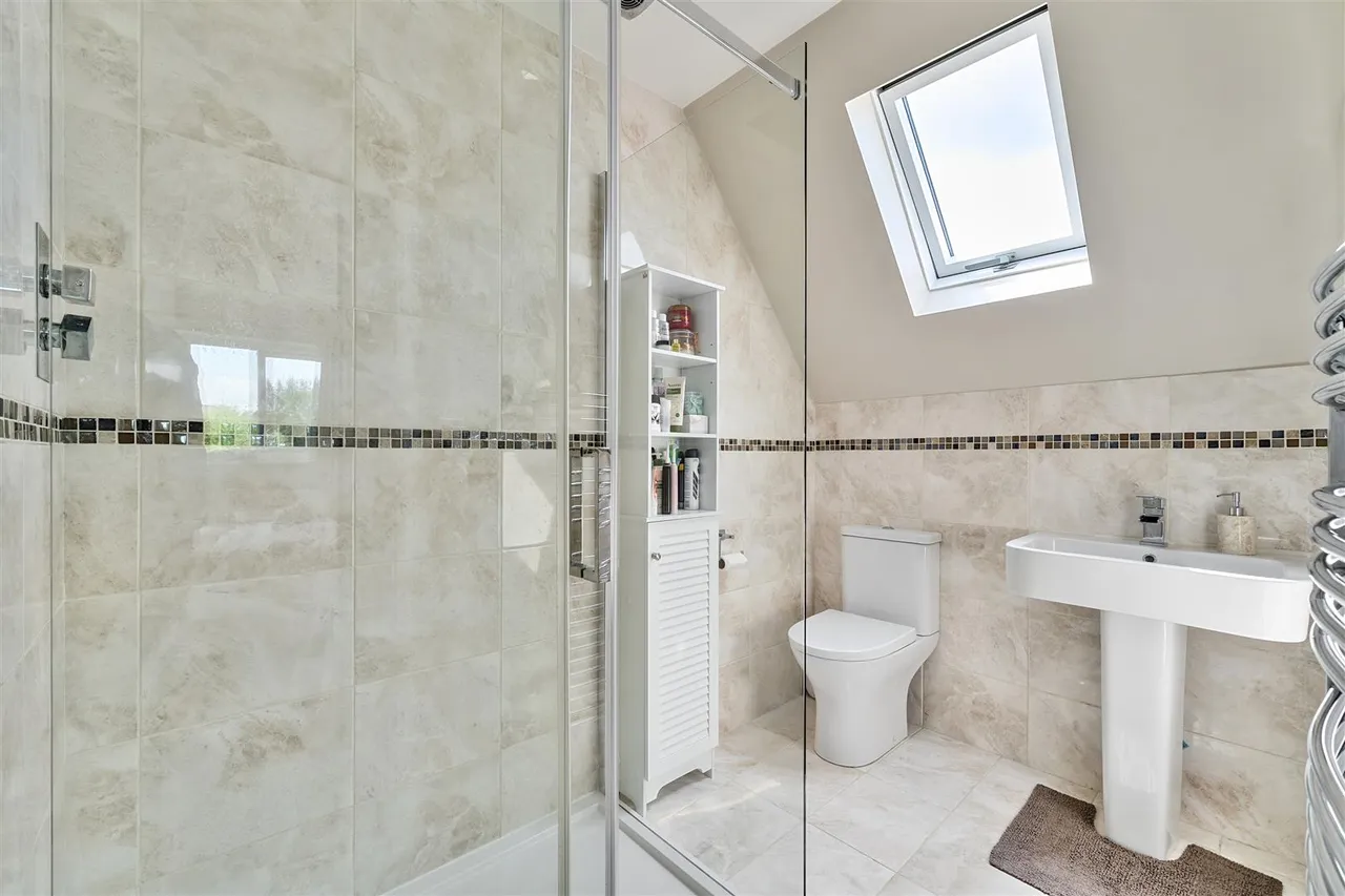 Caird Lawns, Devizes, SN10, photo 7