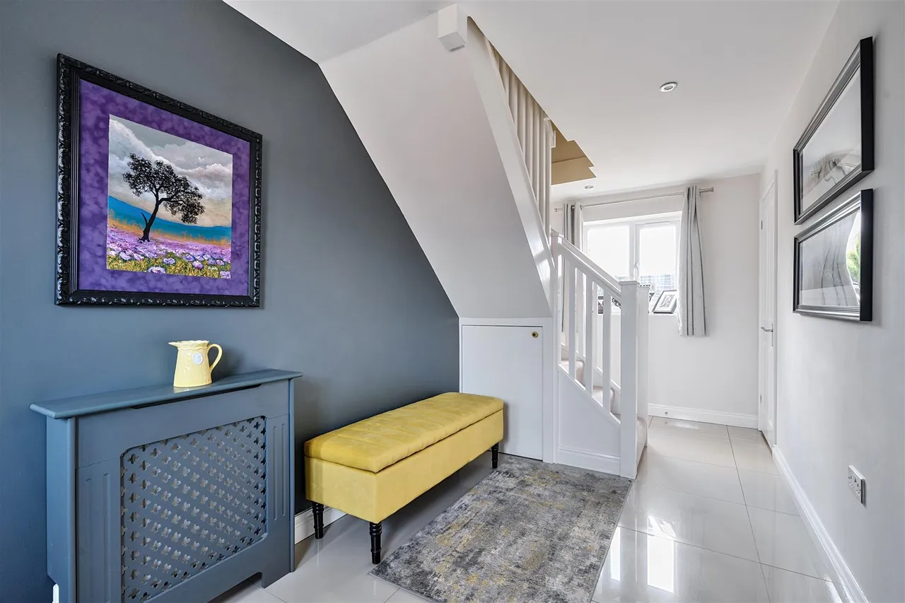 Caird Lawns, Devizes, SN10, photo 16