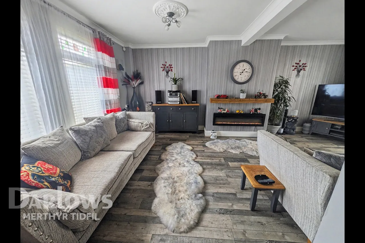 First Avenue, Merthyr Tydfil, photo 8