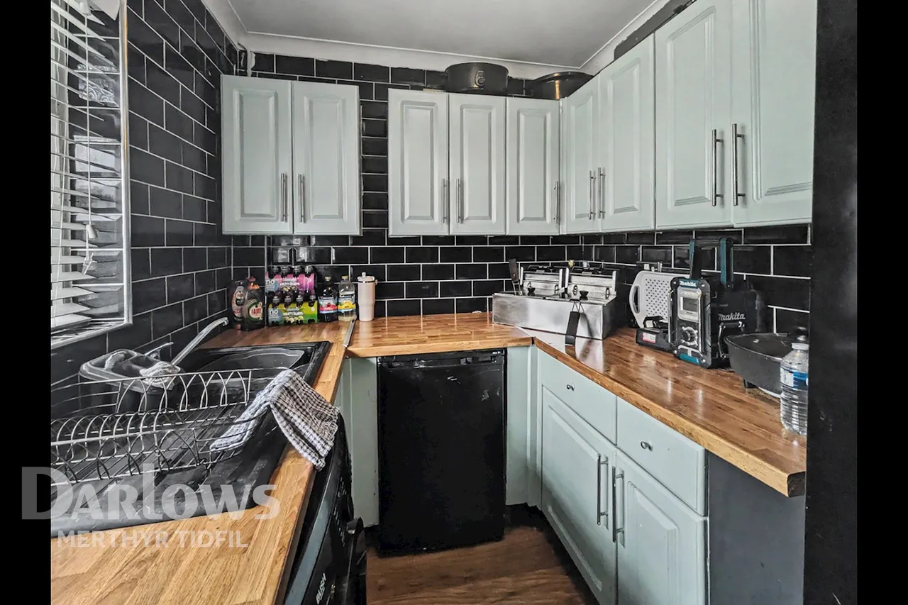 First Avenue, Merthyr Tydfil, photo 15