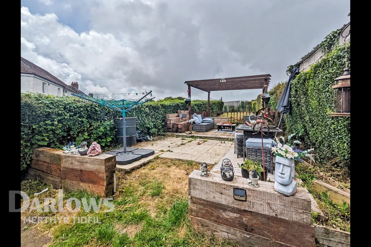 First Avenue, Merthyr Tydfil, photo 13
