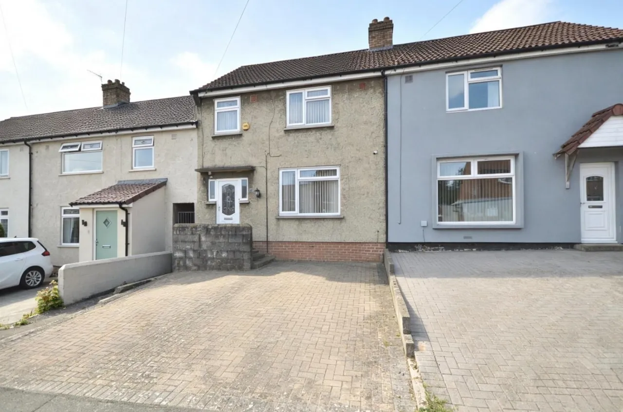 3 bed house for sale — Kings Head Lane, Bristol
