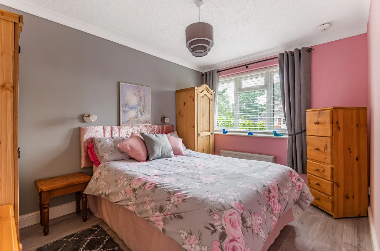 Lemon Grove, Whitehill, Bordon, Hampshire, GU35 9BE, photo 5